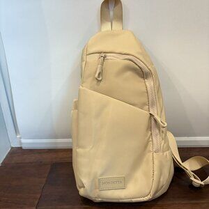 Mondetta - Unisex Shoulder Bag in cream